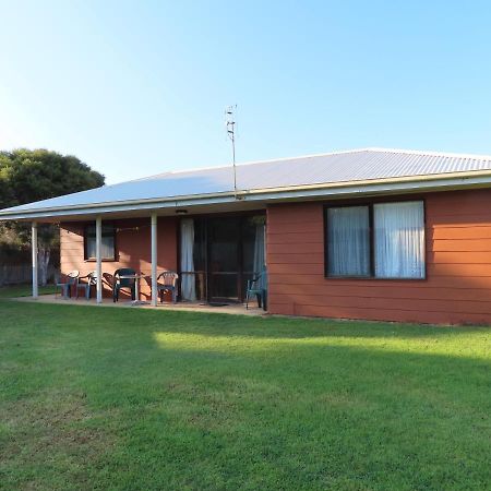 Allestree Holiday Units Portland Exterior photo