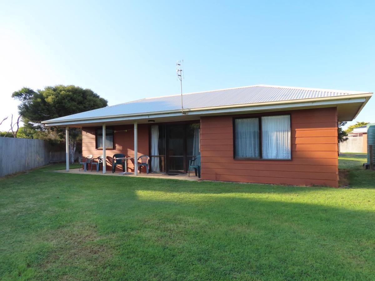 Allestree Holiday Units Portland Exterior photo